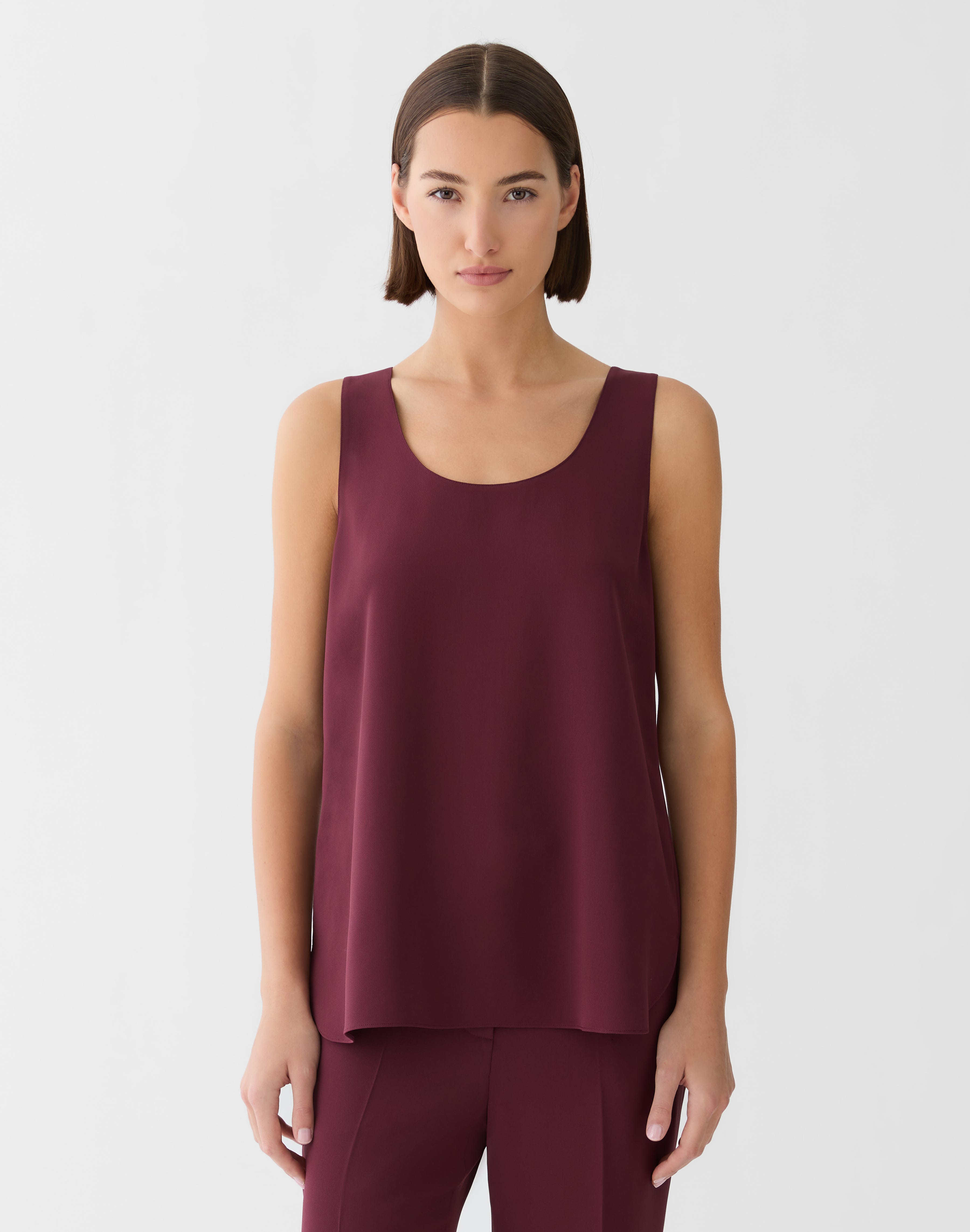 Responsible Finesse Crepe Sleeveless Blouse
