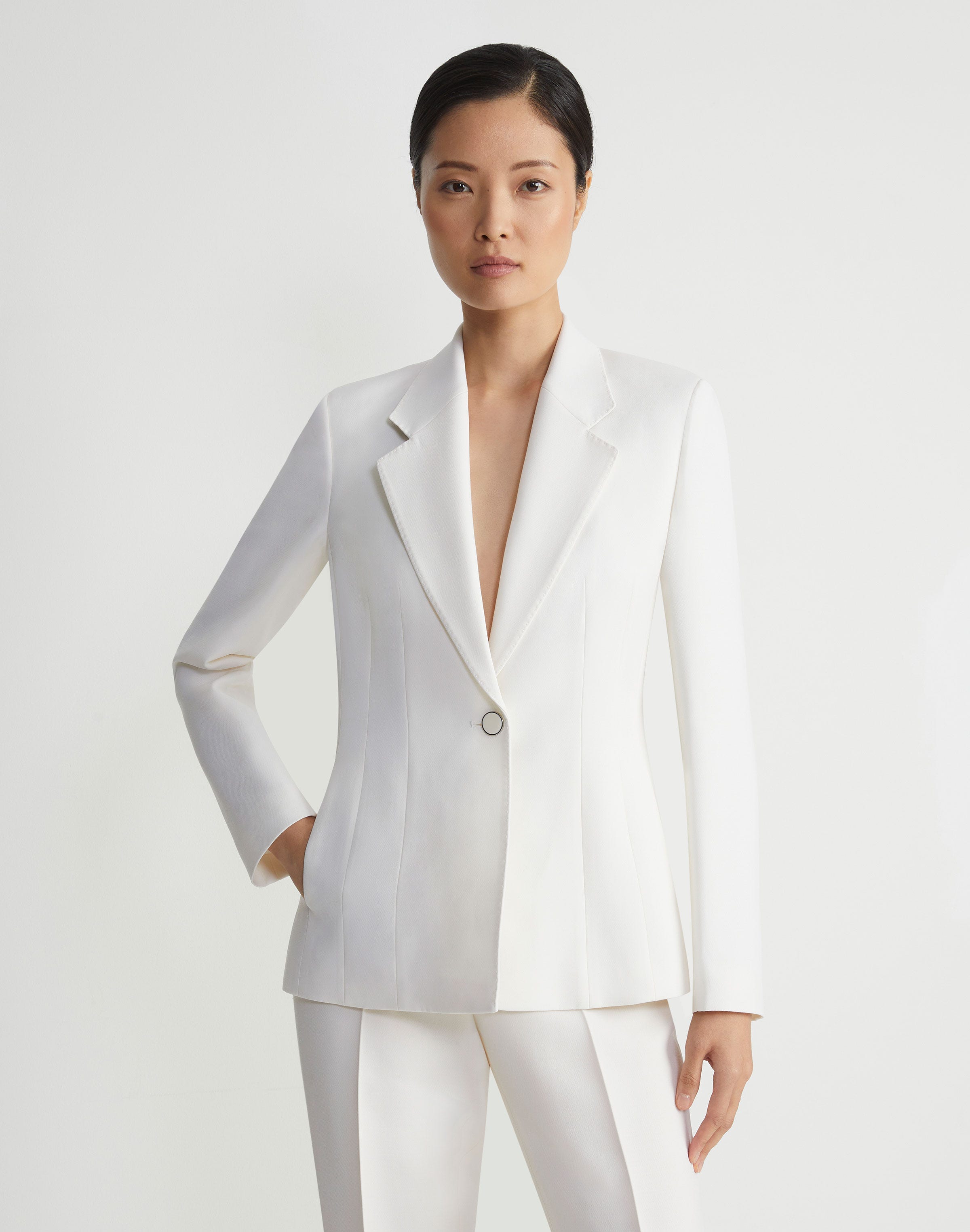 Petite Wool-Silk Crepe Single Button Blazer