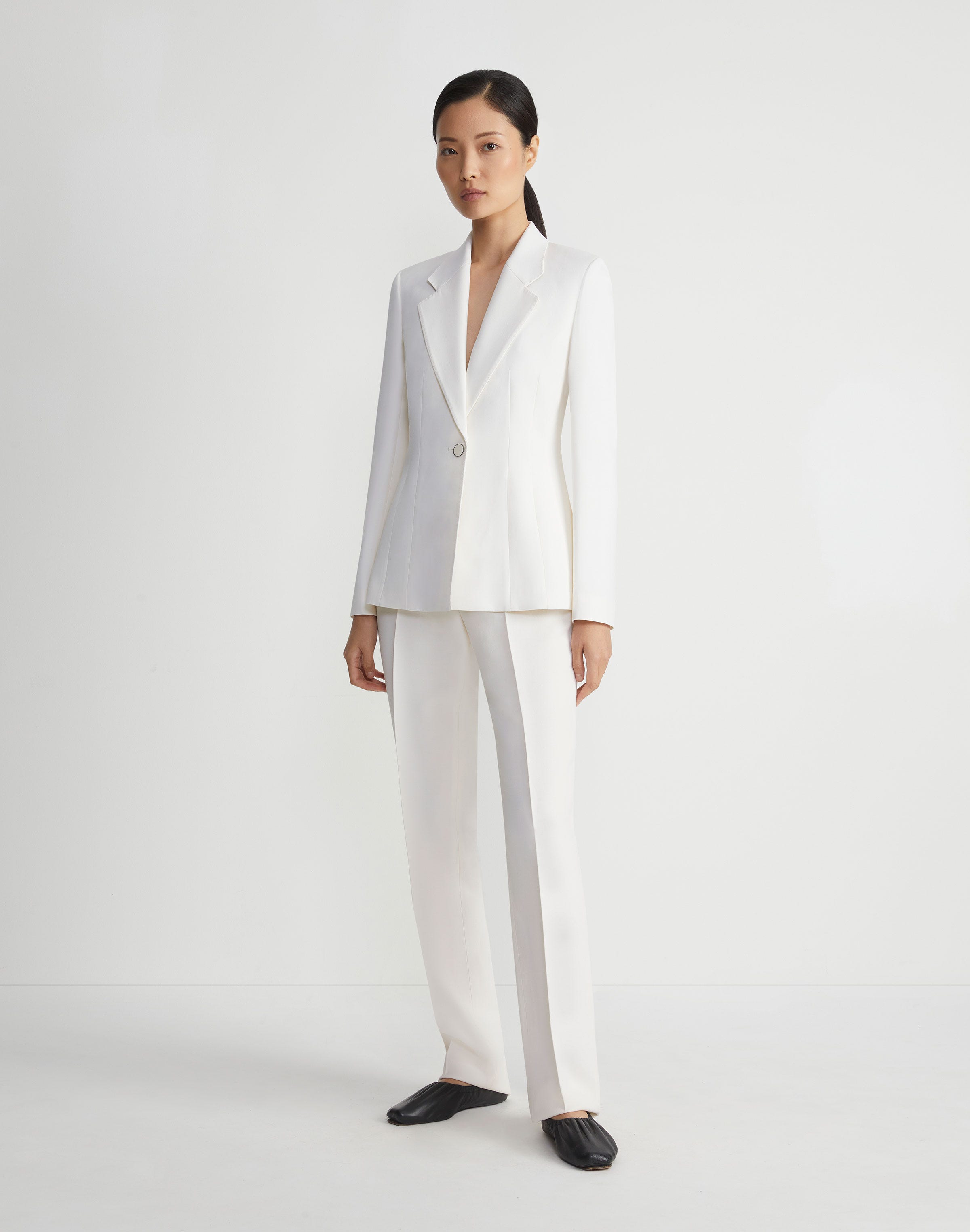 Petite Wool-Silk Crepe Single Button Blazer