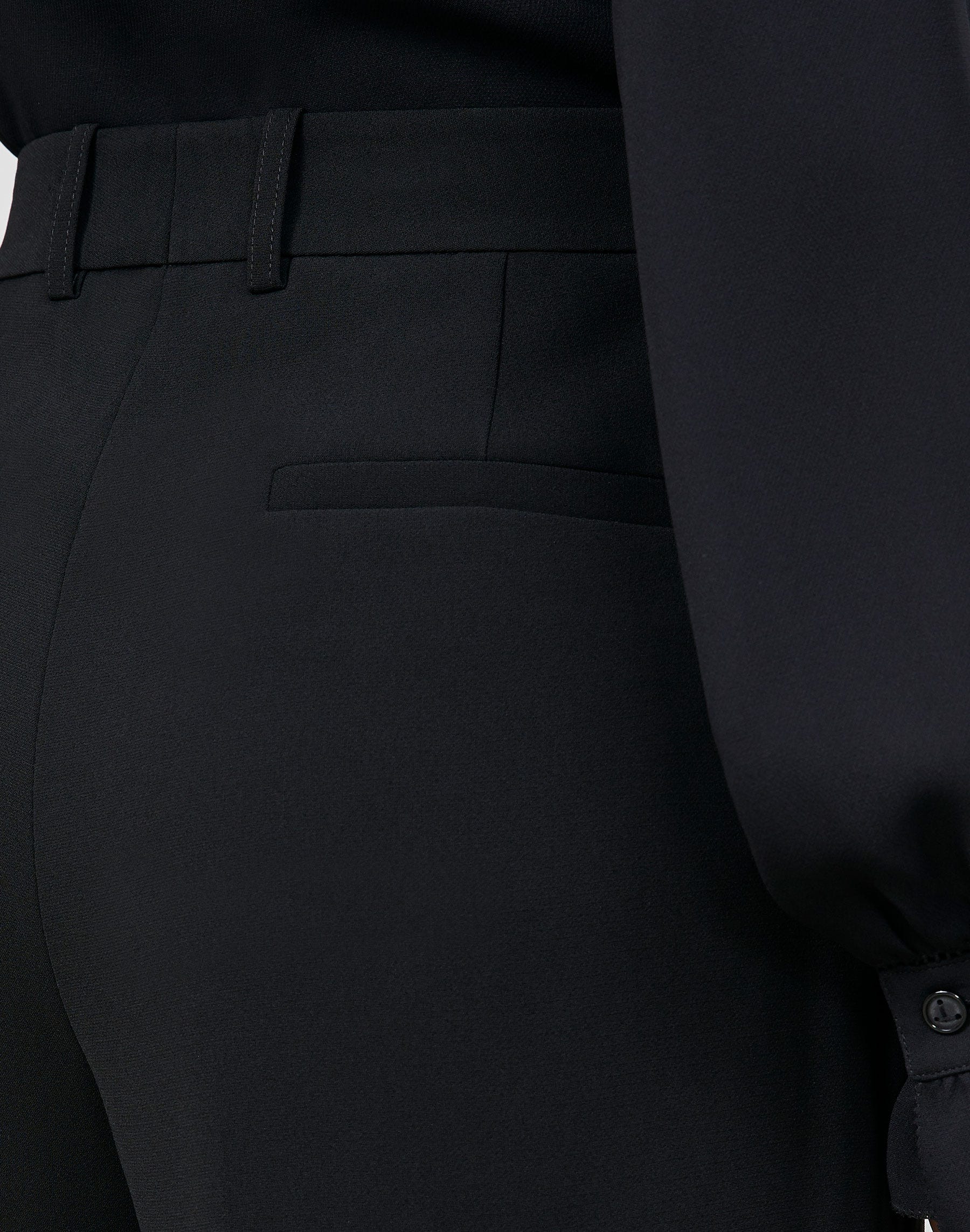 Finesse Crepe Clinton Ankle Pant