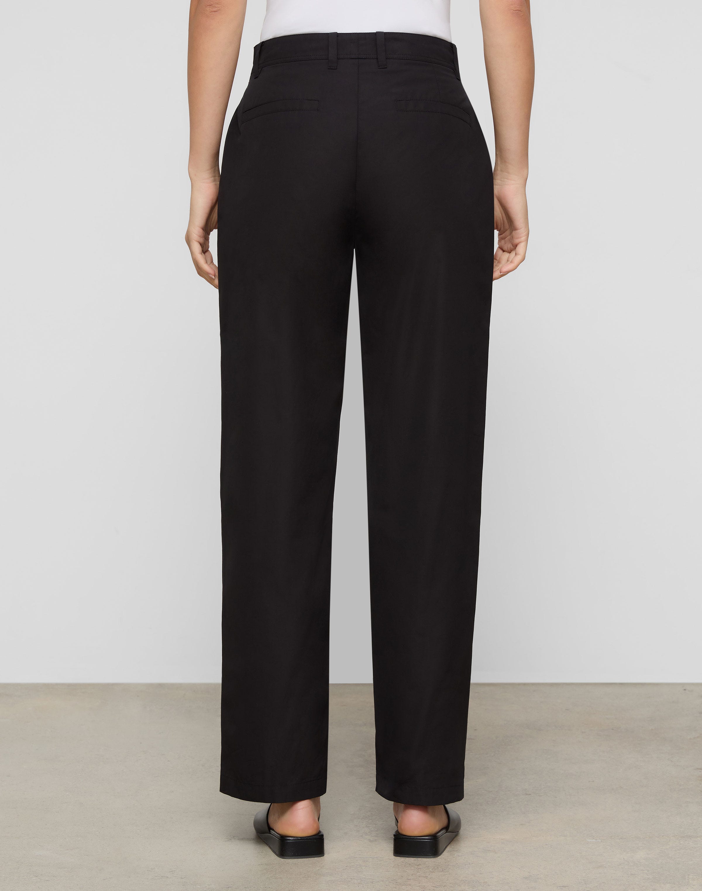 Organic Cotton Poplin Kent Barrel Leg Pant