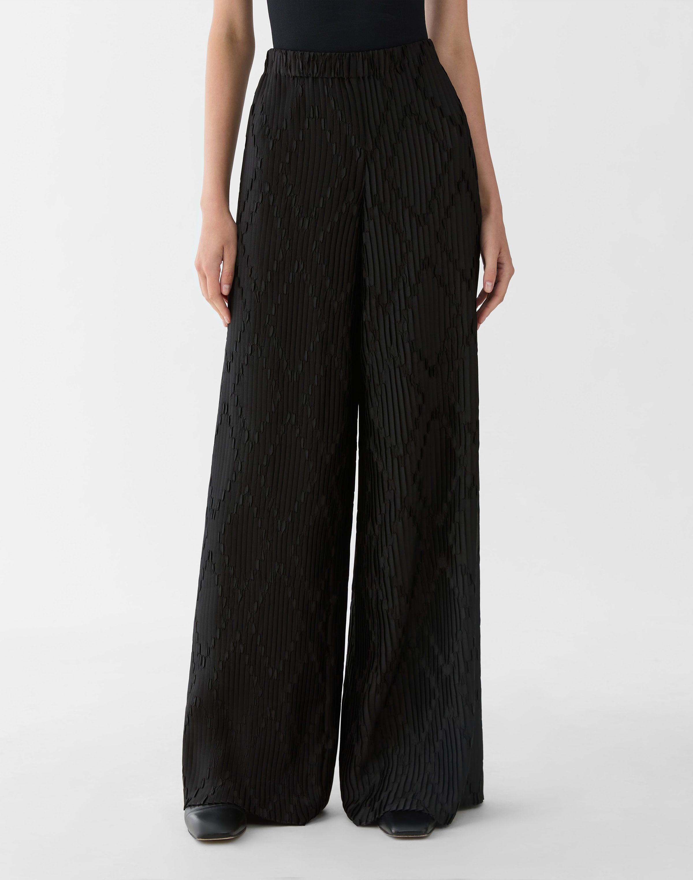 Geo Satin Plissé Parkside Pant