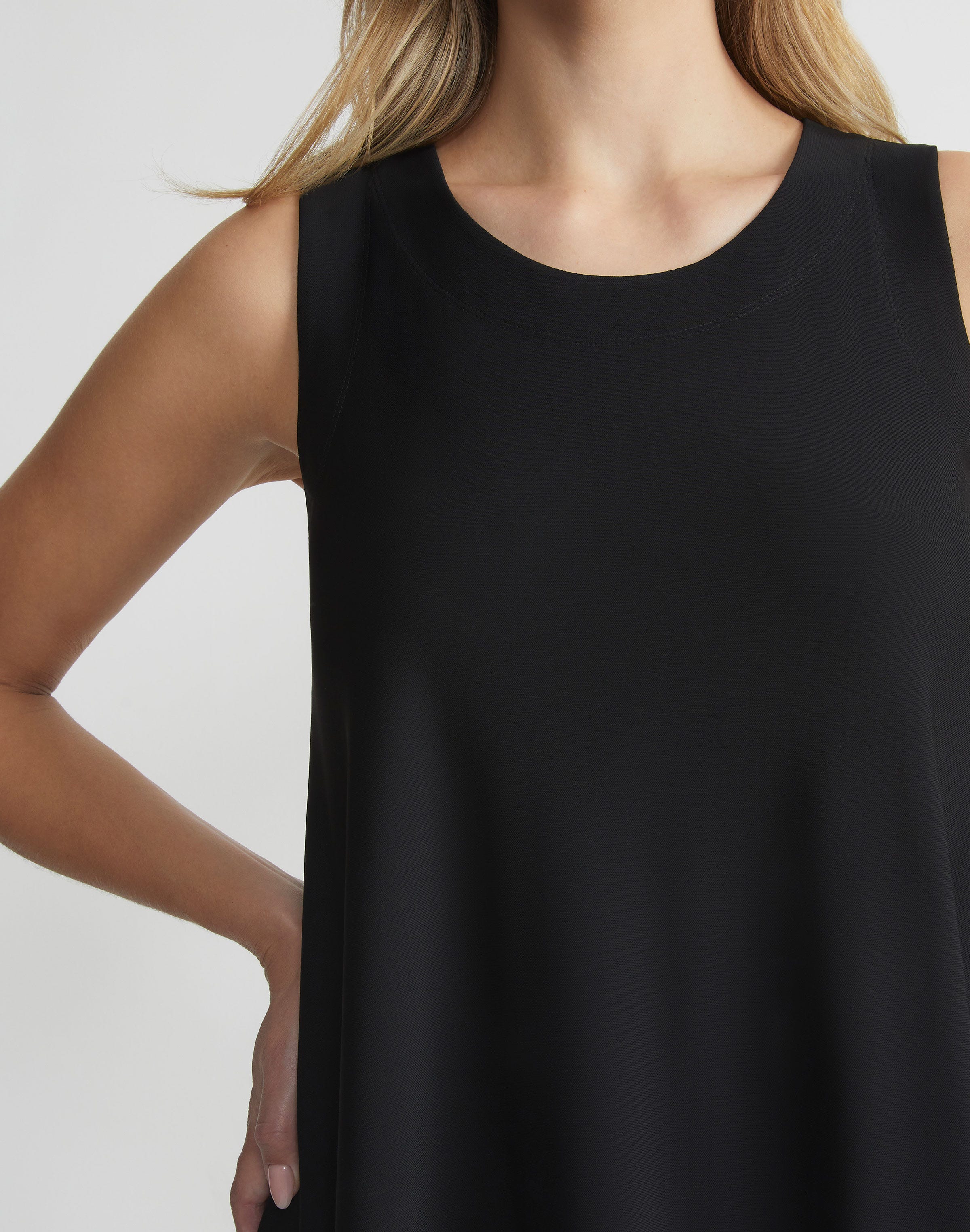 Petite Matte Jersey Scoop Neck Tank