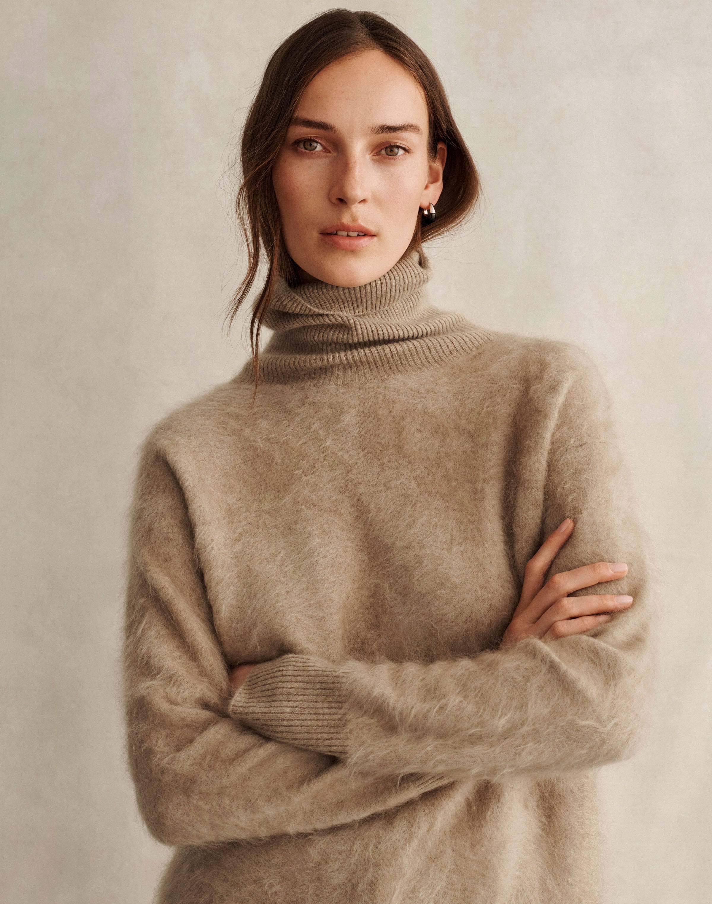 Brushed Cashmere Turtleneck Sweater